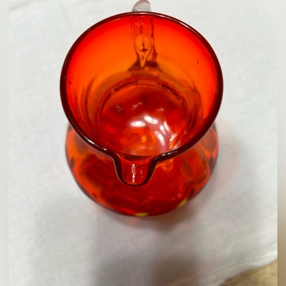 Vintage hand blown ruby red cream pitcher, clear handle, glass.  Mint condition - Picture 3 of 5